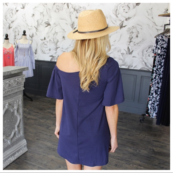 ✨RESTOCK✨Navy Off Shoulder Ribbed Knit Dress - Picture 3 of 3